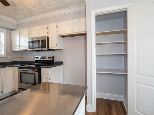 1109 Moonshine Court, Noble, OK 73068