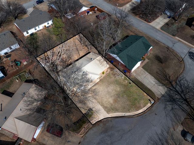 1109 Moonshine Court, Noble, OK 73068