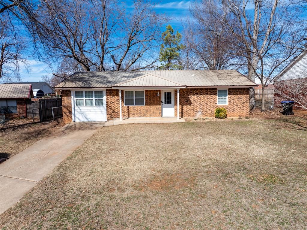 1109 Moonshine Court, Noble, OK 73068