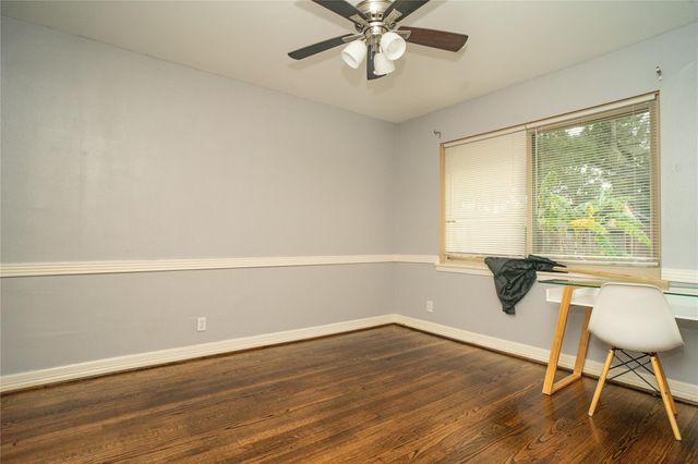 4833 Hummingbird Street, Houston, TX 77035