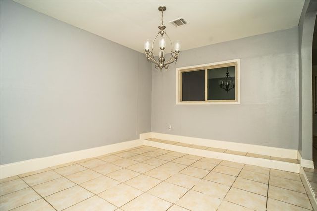 4833 Hummingbird Street, Houston, TX 77035