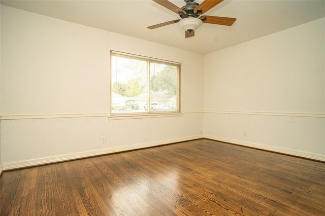 4833 Hummingbird Street, Houston, TX 77035