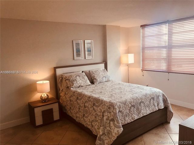 6917 Collins Ave 912, Miami Beach, FL 33141
