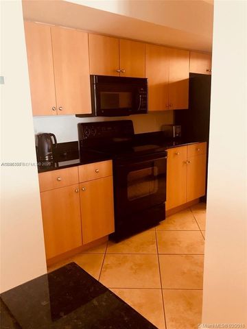 6917 Collins Ave 912, Miami Beach, FL 33141