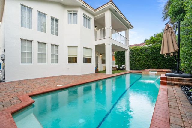 7372 NW 18TH Court, Pembroke Pines, FL 33024