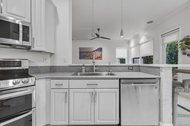 7372 NW 18TH Court, Pembroke Pines, FL 33024