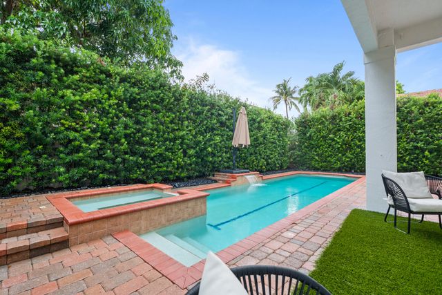 7372 NW 18TH Court, Pembroke Pines, FL 33024