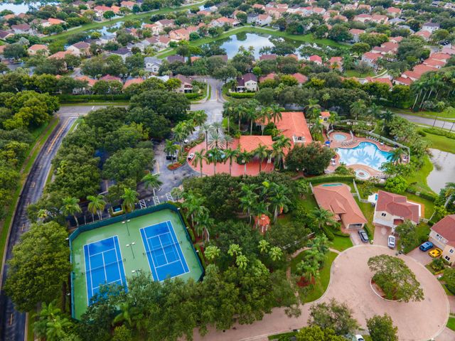7372 NW 18TH Court, Pembroke Pines, FL 33024