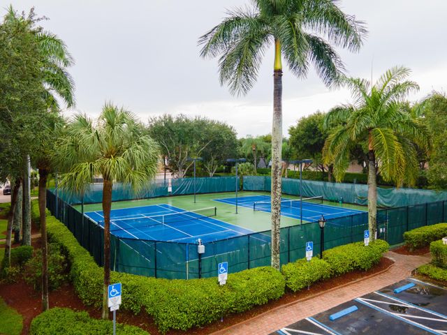 7372 NW 18TH Court, Pembroke Pines, FL 33024