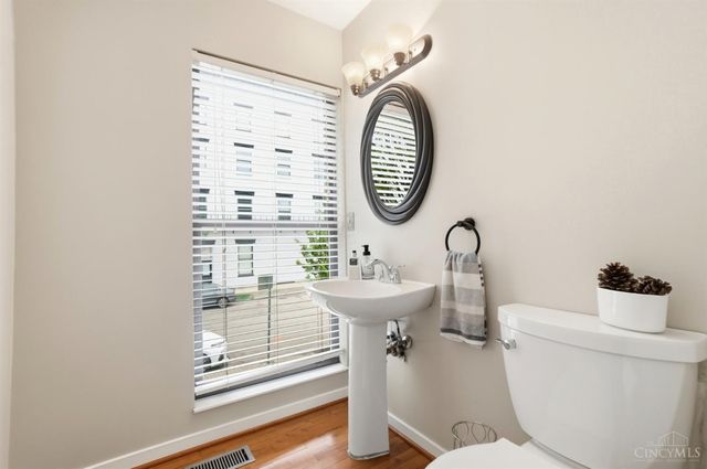 407 Elizabeth Street, Cincinnati, OH 45203