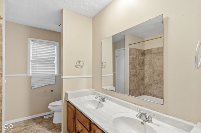 1248 Munsee Circle, Indianapolis, IN 46228