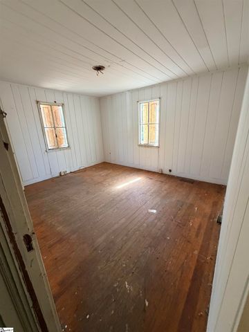 500 State Park Road, Greenville, SC 29609