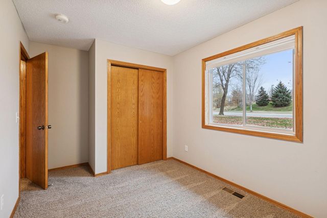 10511 Redwood Street NW, Coon Rapids, MN 55433