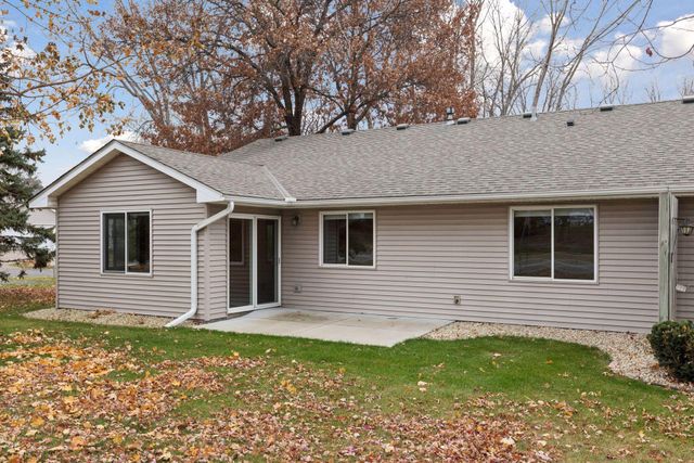 10511 Redwood Street NW, Coon Rapids, MN 55433