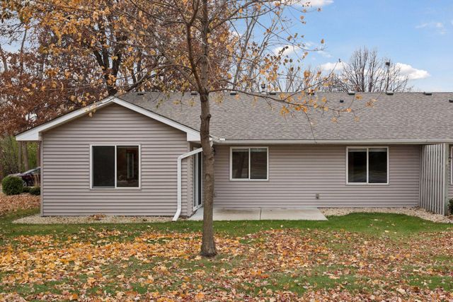 10511 Redwood Street NW, Coon Rapids, MN 55433
