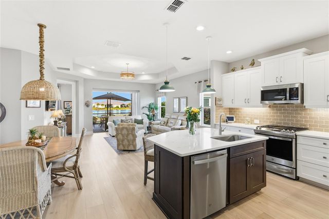 17975 FRANKLIN PARK COURT, Venice, FL 34293