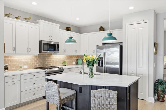 17975 FRANKLIN PARK COURT, Venice, FL 34293