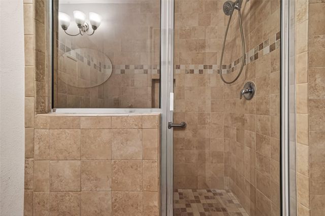 5707 Trafalgar Drive, Houston, TX 77085