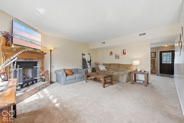 9960 Youngwood Lane, Fishers, IN 46038