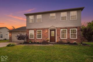 9960 Youngwood Lane, Fishers, IN 46038