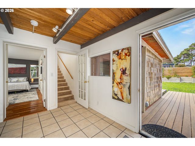 4595 BLANCO St, Florence, OR 97439