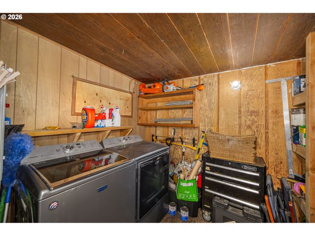 4595 BLANCO St, Florence, OR 97439