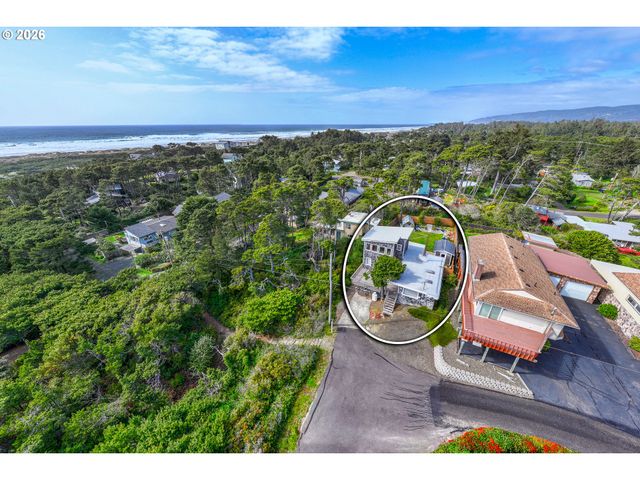 4595 BLANCO St, Florence, OR 97439