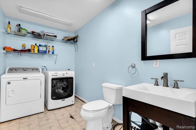 4360 Sherwood Road, Ortonville, MI 48462