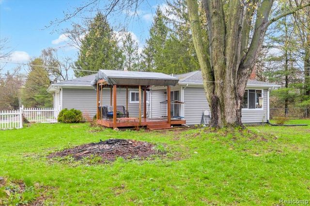 4360 Sherwood Road, Ortonville, MI 48462