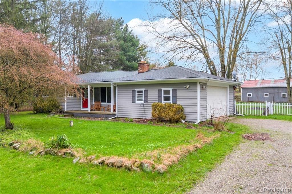 4360 Sherwood Road, Ortonville, MI 48462