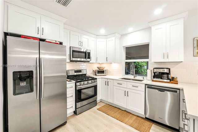 1801 NE 20th St, Fort Lauderdale, FL 33305