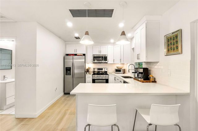 1801 NE 20th St, Fort Lauderdale, FL 33305