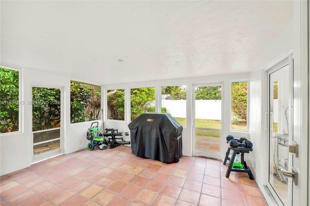 1801 NE 20th St, Fort Lauderdale, FL 33305