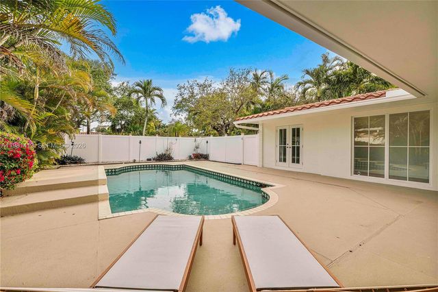 1801 NE 20th St, Fort Lauderdale, FL 33305