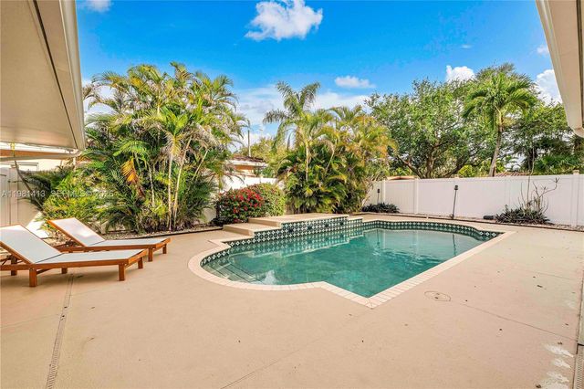 1801 NE 20th St, Fort Lauderdale, FL 33305