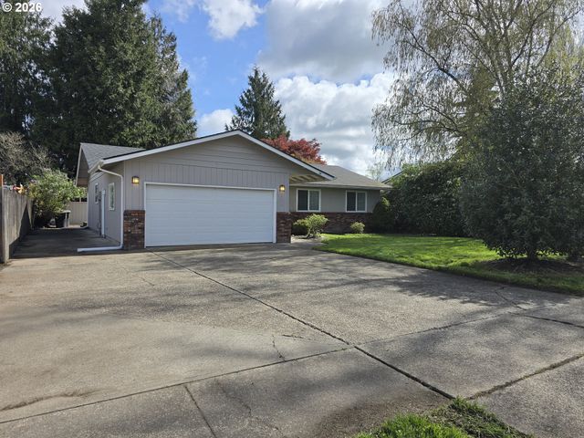 4002 OAK St, Longview, WA 98632