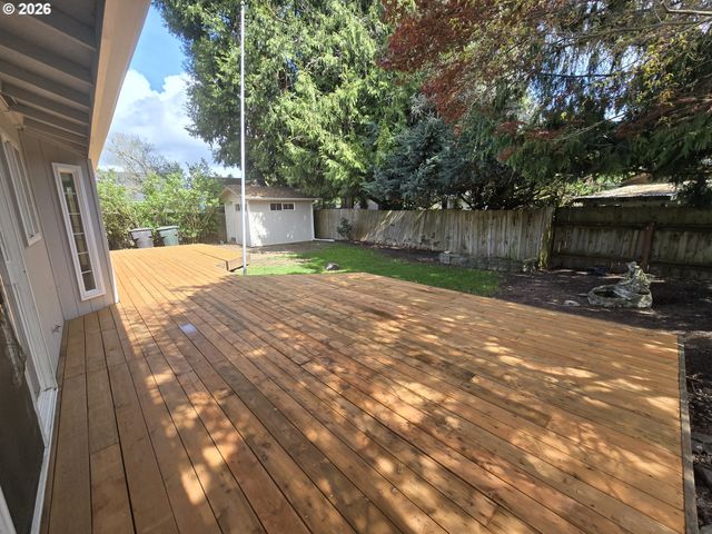 4002 OAK St, Longview, WA 98632