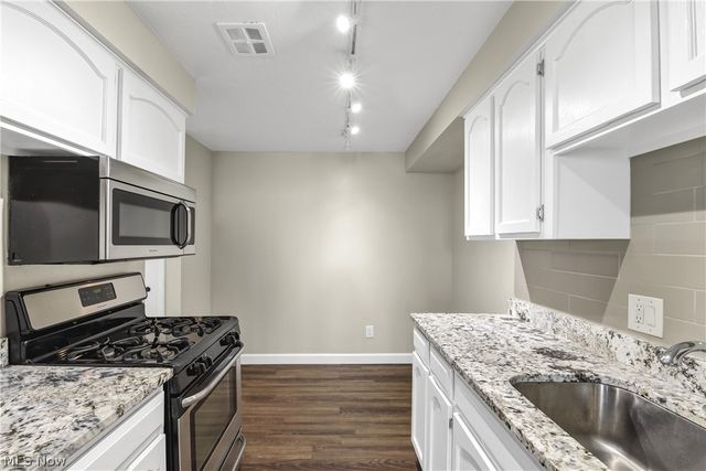 12900 Lake Avenue 1125, Lakewood, OH 44107