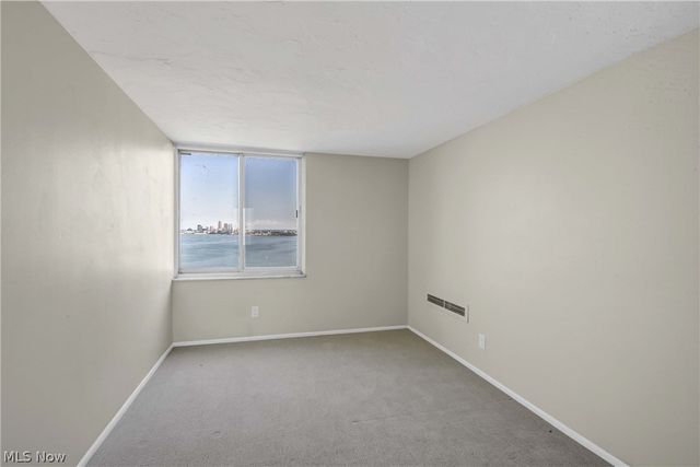 12900 Lake Avenue 1125, Lakewood, OH 44107