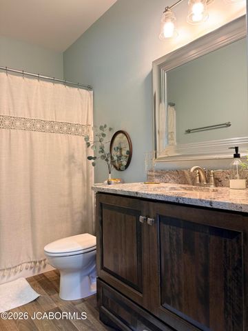 227 PARADIGM DRIVE, Jefferson City, MO 65109