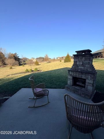 227 PARADIGM DRIVE, Jefferson City, MO 65109