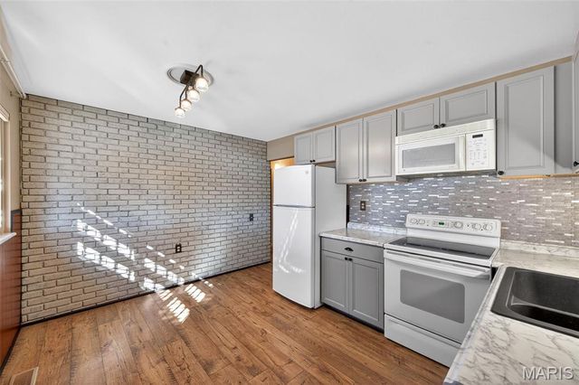 3263 Janton Lane, St Charles, MO 63301