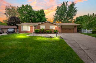11971 Fairview Drive, Sterling Heights, MI 48312