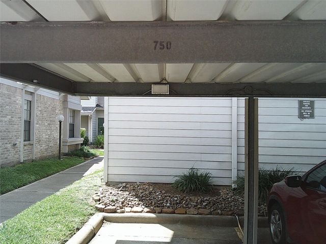 13427 Garden Grove ST750, Houston, TX 77082