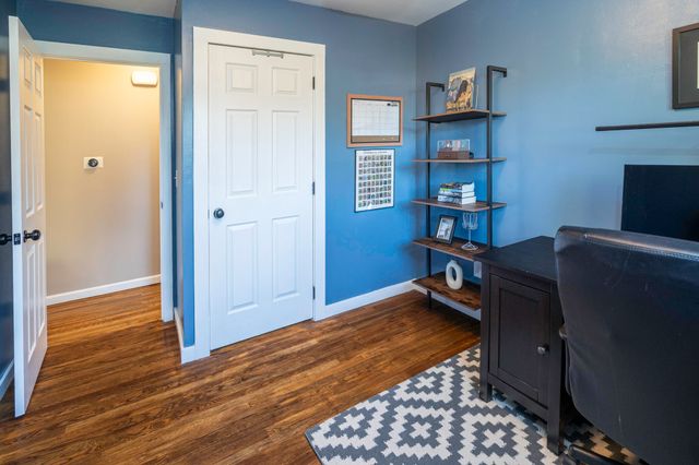 124 Raintree Road, Florence, KY 41042