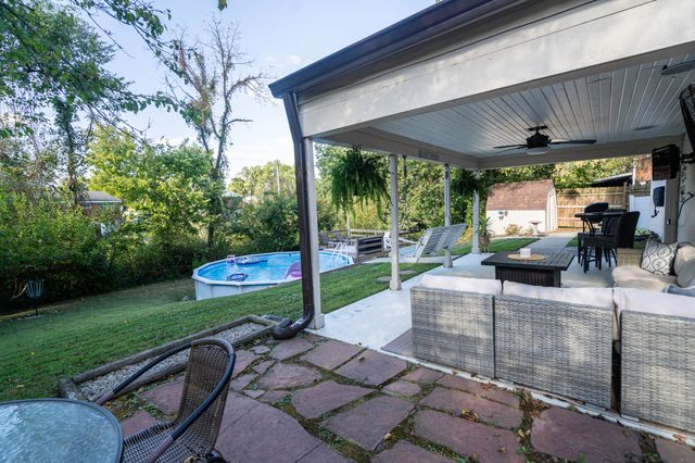 124 Raintree Road, Florence, KY 41042