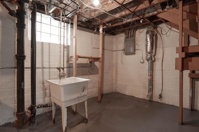 3822 Fremont Avenue North, Minneapolis, MN 55412