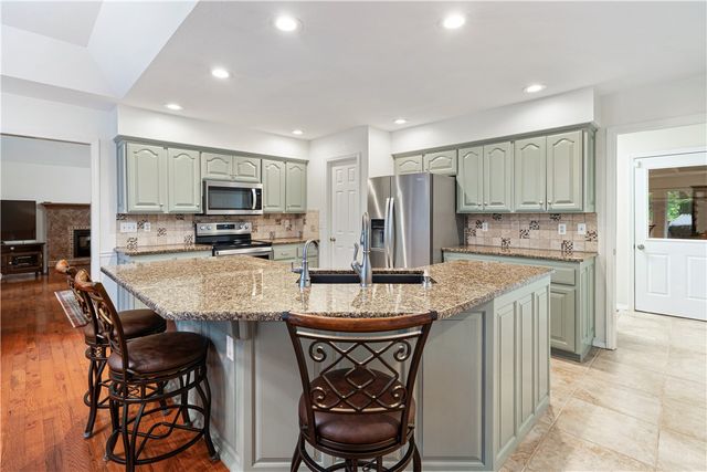 18 Cullen Hills Drive, Bella Vista, AR 72715