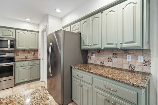 18 Cullen Hills Drive, Bella Vista, AR 72715