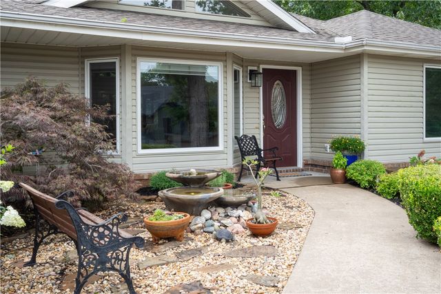 18 Cullen Hills Drive, Bella Vista, AR 72715